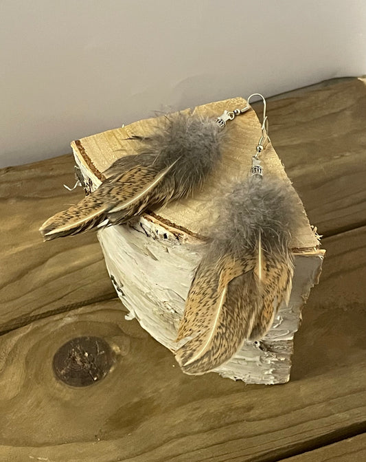 Höyhen korvakoru teeri